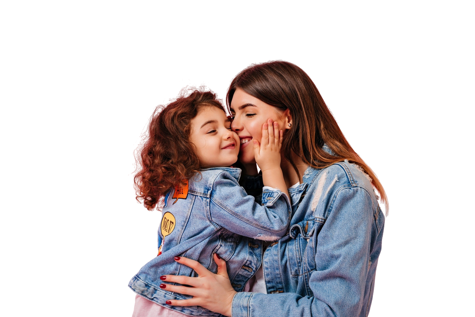 Mãe e filha abraçadas